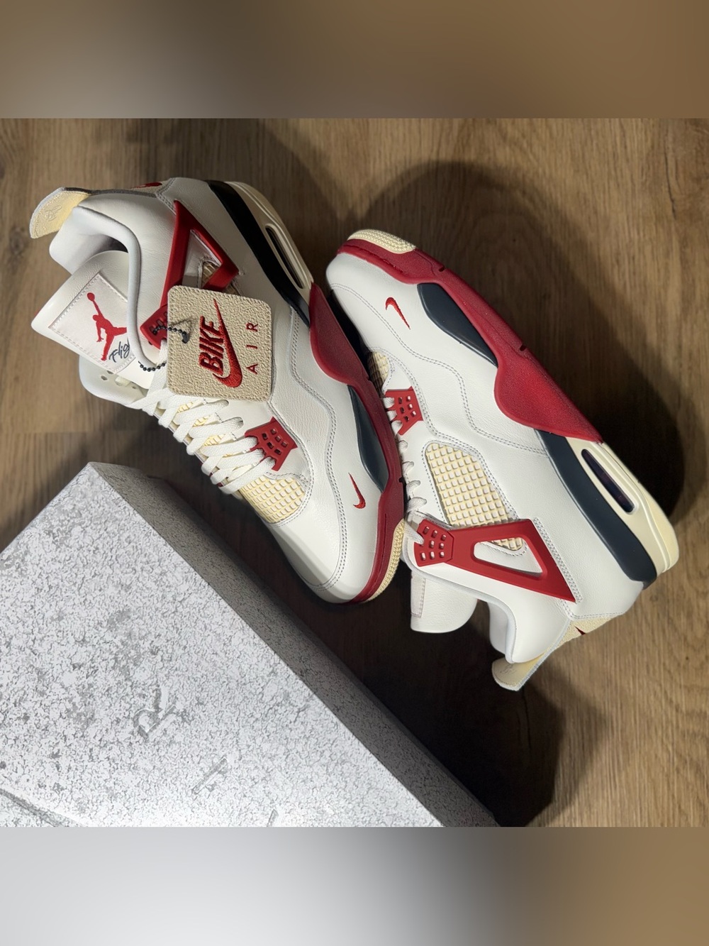 Jordan 4 Retro OG Nigel Sylvester
Brick After Brick (sz 15) - Picture 8 of 8